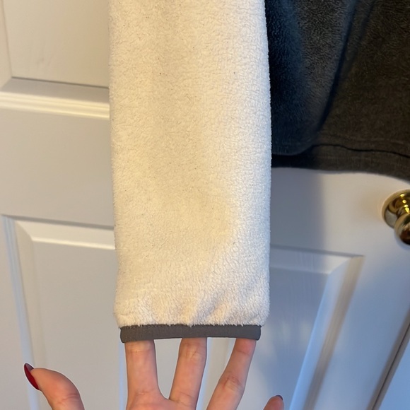 white and grey Colombia quarter zip button sweater - Picture 5 of 6